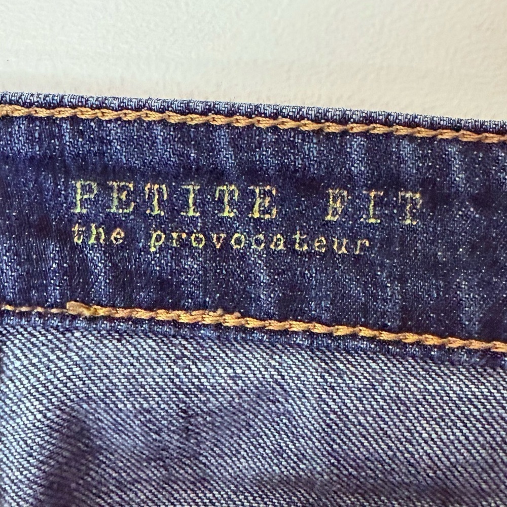 Joe’s “The Provocateur” Petite Fit Mid Rise Boot Cut Jeans In Gabrielle Wash - Picture 10 of 13
